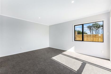 Photo of property in 9 Boeing Way, Newlands, 6037