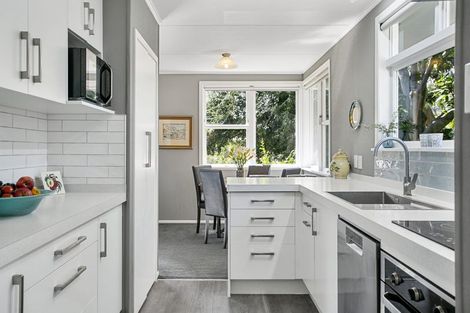 Photo of property in 79 Taupo View Road, Taupo, 3330