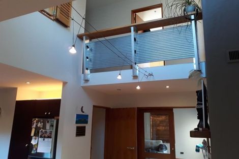 Photo of property in 8 Dalefield Drive, Cashmere, Christchurch, 8022
