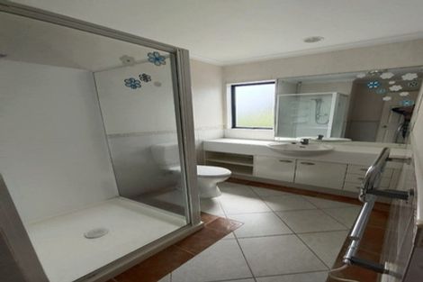 Photo of property in 6 Belsera Court, Northpark, Auckland, 2013