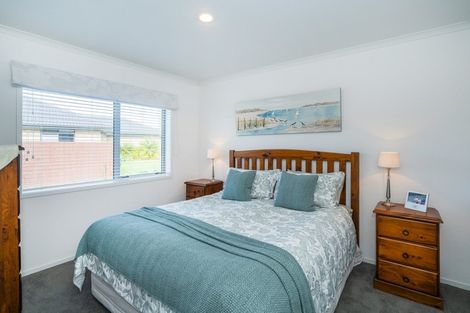 Photo of property in 10 Waitotara Way, Whitianga, 3510