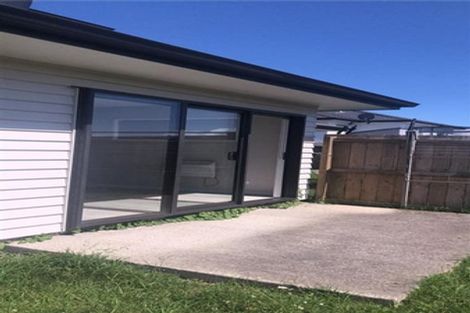 Photo of property in 7 Pae Moana Place, Stanmore Bay, Whangaparaoa, 0932