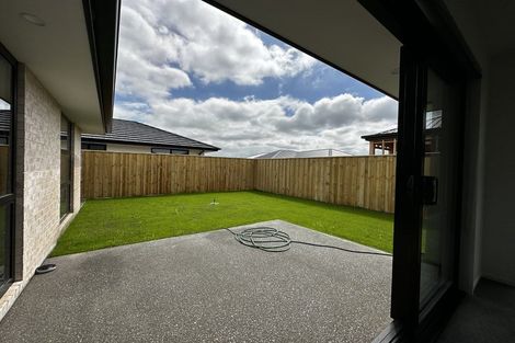 Photo of property in 4 Eileen Way, Rolleston, 7615
