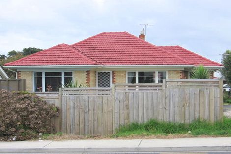 Photo of property in 2/13 Selwyn Road, Manurewa, Auckland, 2102
