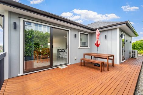 Photo of property in 35 Bella Vista Drive, Gulf Harbour, Whangaparaoa, 0930