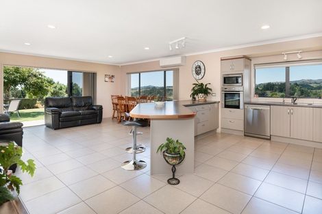Photo of property in 38 Kereru Place, Pyes Pa, Tauranga, 3112