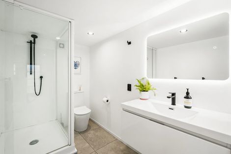 Photo of property in 2/300 Rangatira Road, Beach Haven, Auckland, 0626