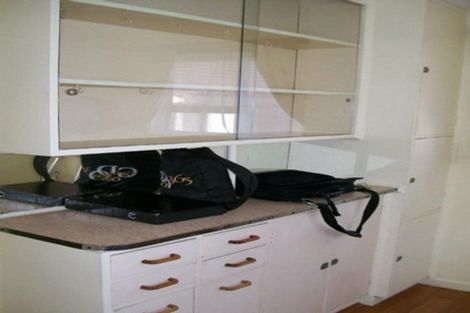 Photo of property in 14 Grove Road, Papakura, 2110