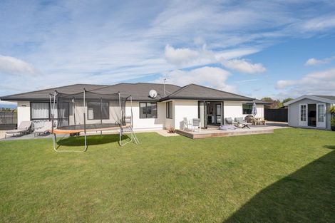 Photo of property in 4 Les Wakefield Road, Mapua, 7005