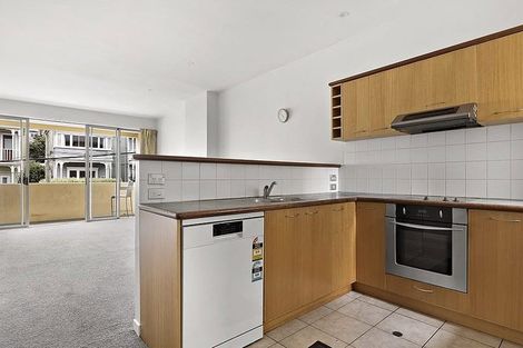 Photo of property in 193 Tasman Street, Mount Cook, Wellington, 6021