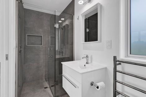 Photo of property in 2 Mercade Close, Stratford, 4332