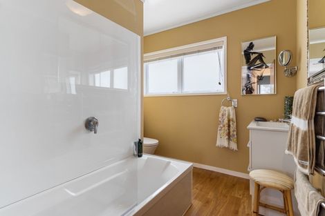 Photo of property in 9/14 Willerton Avenue, New Lynn, Auckland, 0600