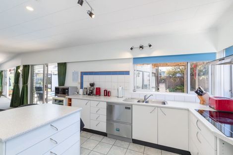 Photo of property in 7 Snell Grove, Clouston Park, Upper Hutt, 5018