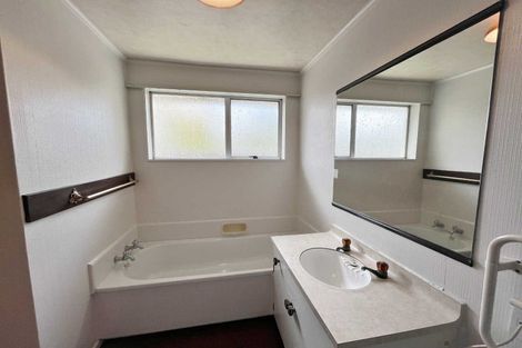 Photo of property in 51 Woodbury Street, Russley, Christchurch, 8042