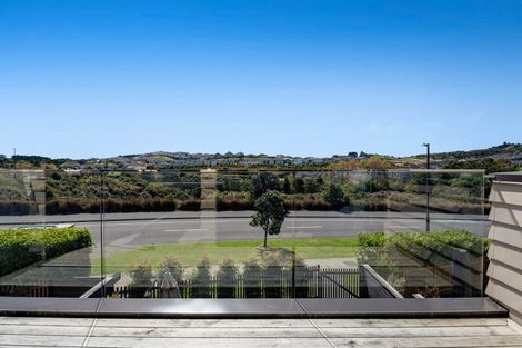 Photo of property in 14 Arran Point Parade, Orewa, 0931