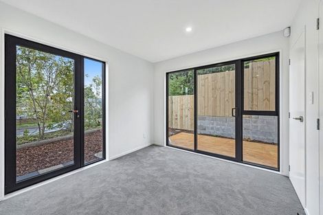 Photo of property in 4/163 Edmonton Road, Te Atatu South, Auckland, 0610