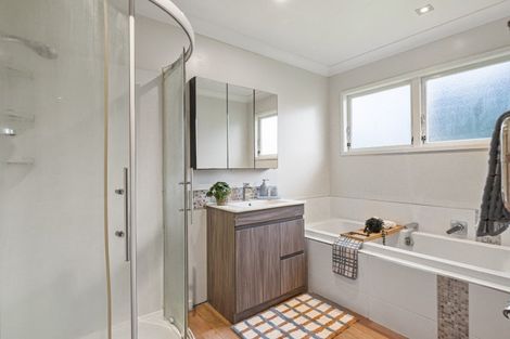 Photo of property in 1 Walnut Place, Owhata, Rotorua, 3010