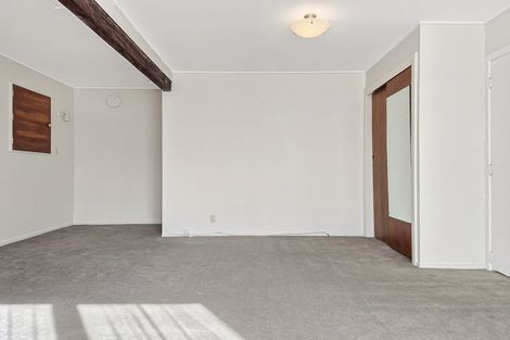Photo of property in 10 Voltaire Street, Karori, Wellington, 6012