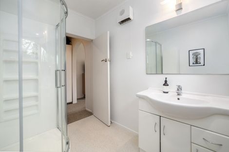 Photo of property in 16 Papawai Road, Greytown, 5712