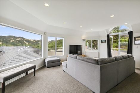 Photo of property in 29 Satara Crescent, Khandallah, Wellington, 6035