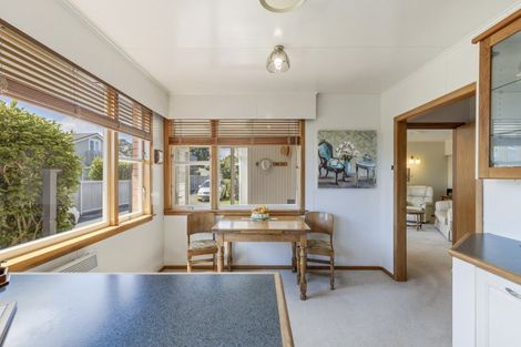 Photo of property in 206a Tukapa Street, Westown, New Plymouth, 4310