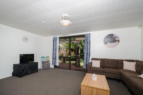 Photo of property in 3/8 Ireland Place, Ranui, Auckland, 0612