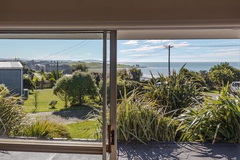 Photo of property in 32 Spiers Street, Kakanui, Oamaru, 9495