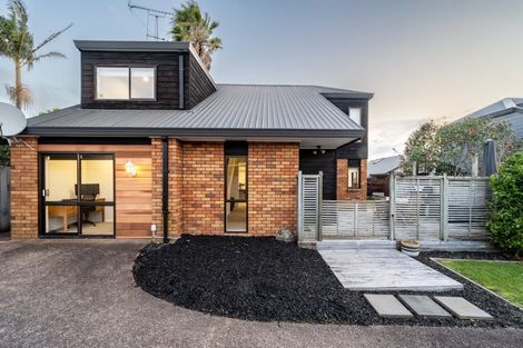 Photo of property in 4/72 Moore Street, Howick, Auckland, 2014