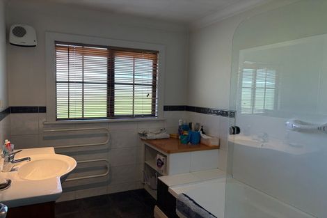 Photo of property in 82 Devon Street, Arrowtown, 9302