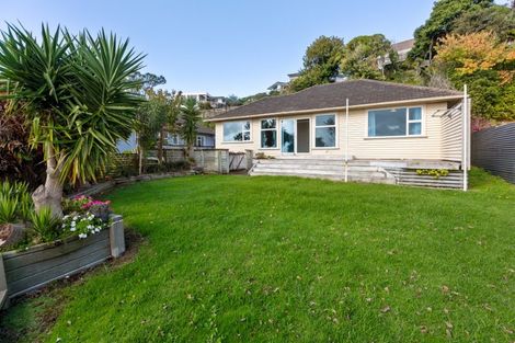 Photo of property in 31 Queens Road, Glen Avon, New Plymouth, 4312