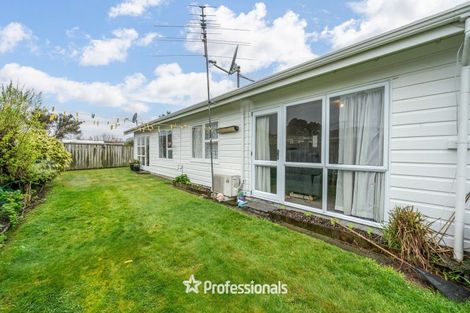 Photo of property in 1/1079 High Street, Taita, Lower Hutt, 5011