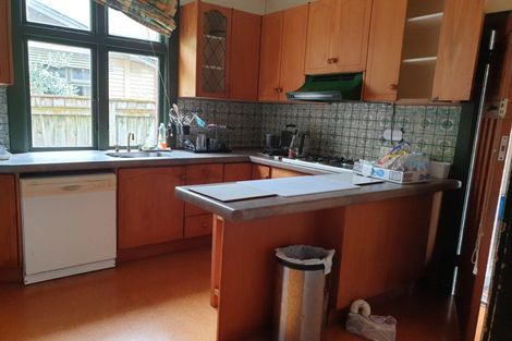Photo of property in 27 Ranfurly Street, Hokowhitu, Palmerston North, 4410