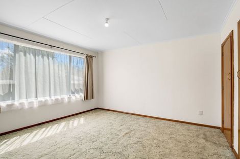 Photo of property in 15 Miles Place, Awapuni, Palmerston North, 4412