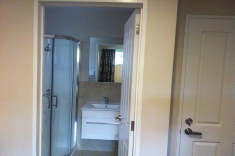 Photo of property in 98 Rattray Street, Riccarton, Christchurch, 8041