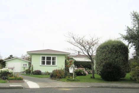 Photo of property in 9 Chester Place, Taradale, Napier, 4112