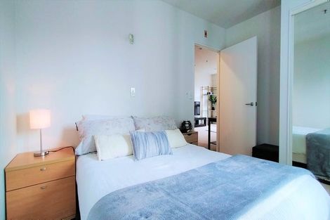 Photo of property in Terrace Heights Apartments, 8c/163 The Terrace, Wellington Central, Wellington, 6011