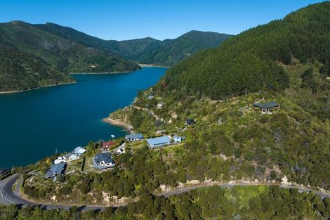 Photo of property in 318 Port Underwood Road, Whatamango Bay, Picton, 7281