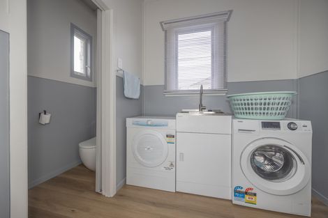 Photo of property in 16 Teviot Street, Oamaru North, Oamaru, 9400
