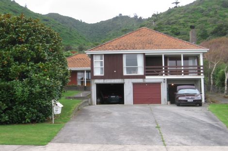 Photo of property in 13 Tui Crescent, Waikanae, 5036