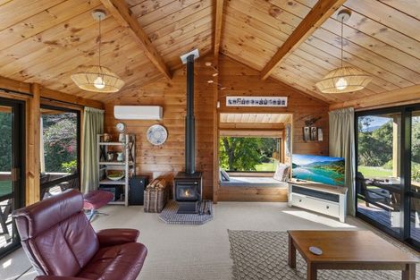 Photo of property in 12 Tirimoana Terrace, Anakiwa, Picton, 7281