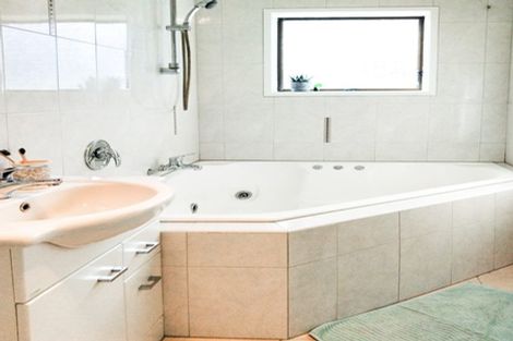 Photo of property in 7 Sheraton Grove, Highbury, Palmerston North, 4412