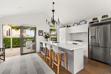 Photo of property in 53 Waghorne Street, Ahuriri, Napier, 4110