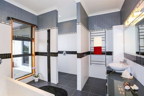 Photo of property in 24 Grace James Road, Pukekohe, 2120