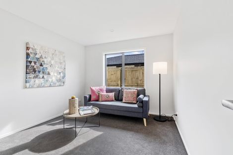 Photo of property in 16 Silver Beech Street, Takanini, 2110