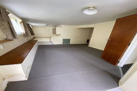 Photo of property in 292 Main Road, Tawa, Wellington, 5028