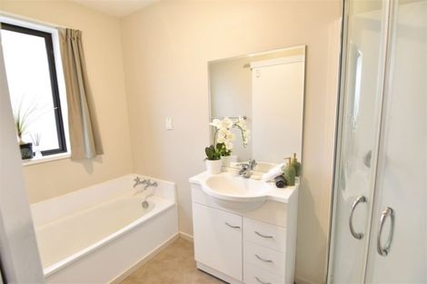 Photo of property in 9 Brogar Place, Casebrook, Christchurch, 8051