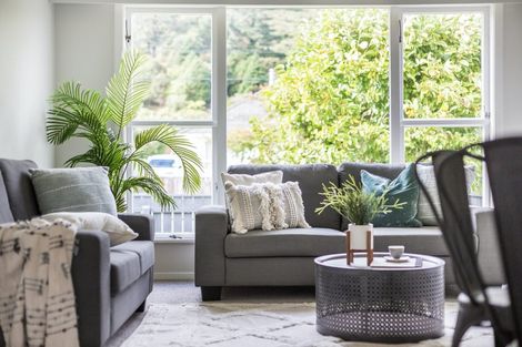 Photo of property in 76 Peel Place, Wainuiomata, Lower Hutt, 5014