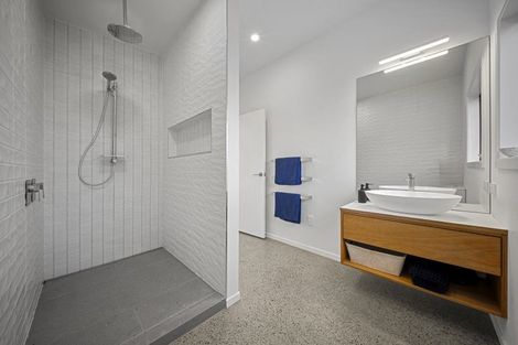 Photo of property in 15 Rose Street, Raglan, 3225