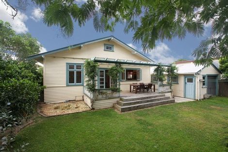 Photo of property in 14 Myrtle Street, Hamilton East, Hamilton, 3216