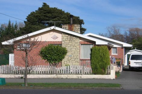 Photo of property in 71 Oxford Street, Lansdowne, Masterton, 5810
